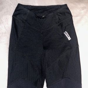 Gym shark leggings